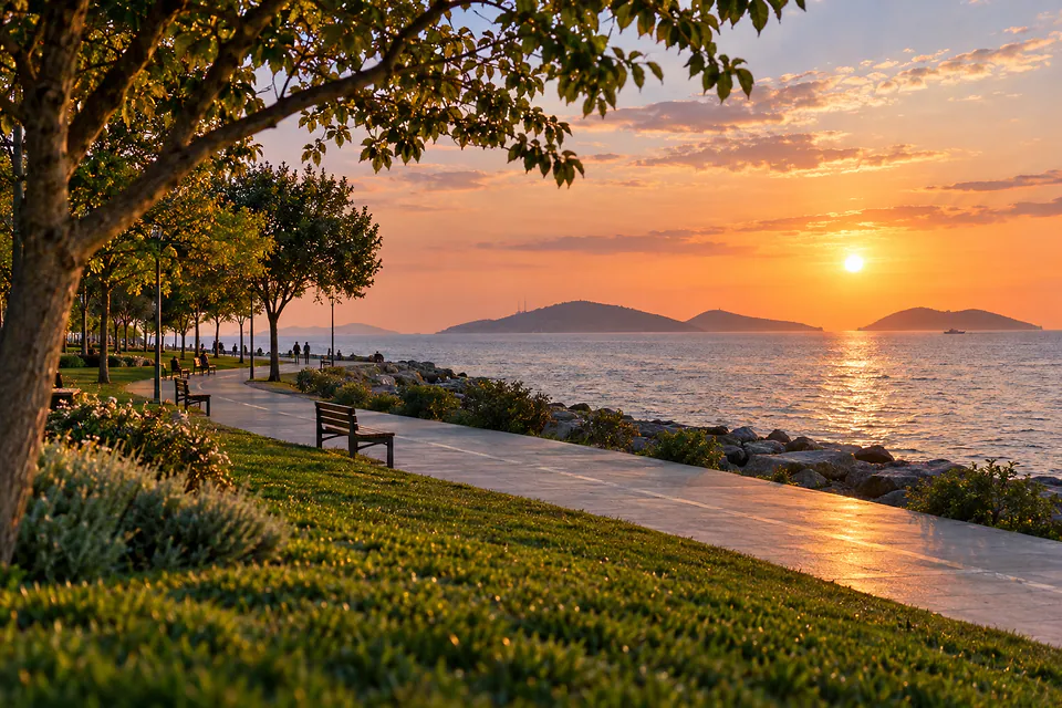 Caddebostan sahil parkında gün batımı